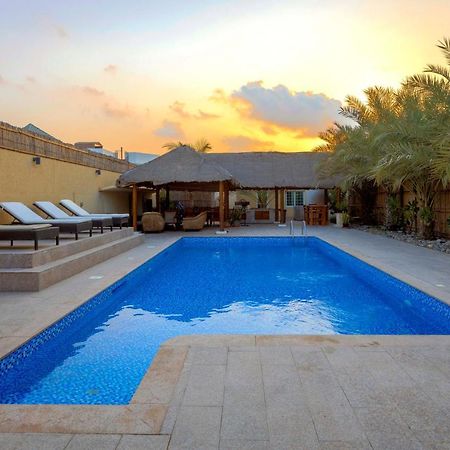 Dar 66 4Br Pool Villa With Jacuzzi Рас-эль-Хайма Экстерьер фото